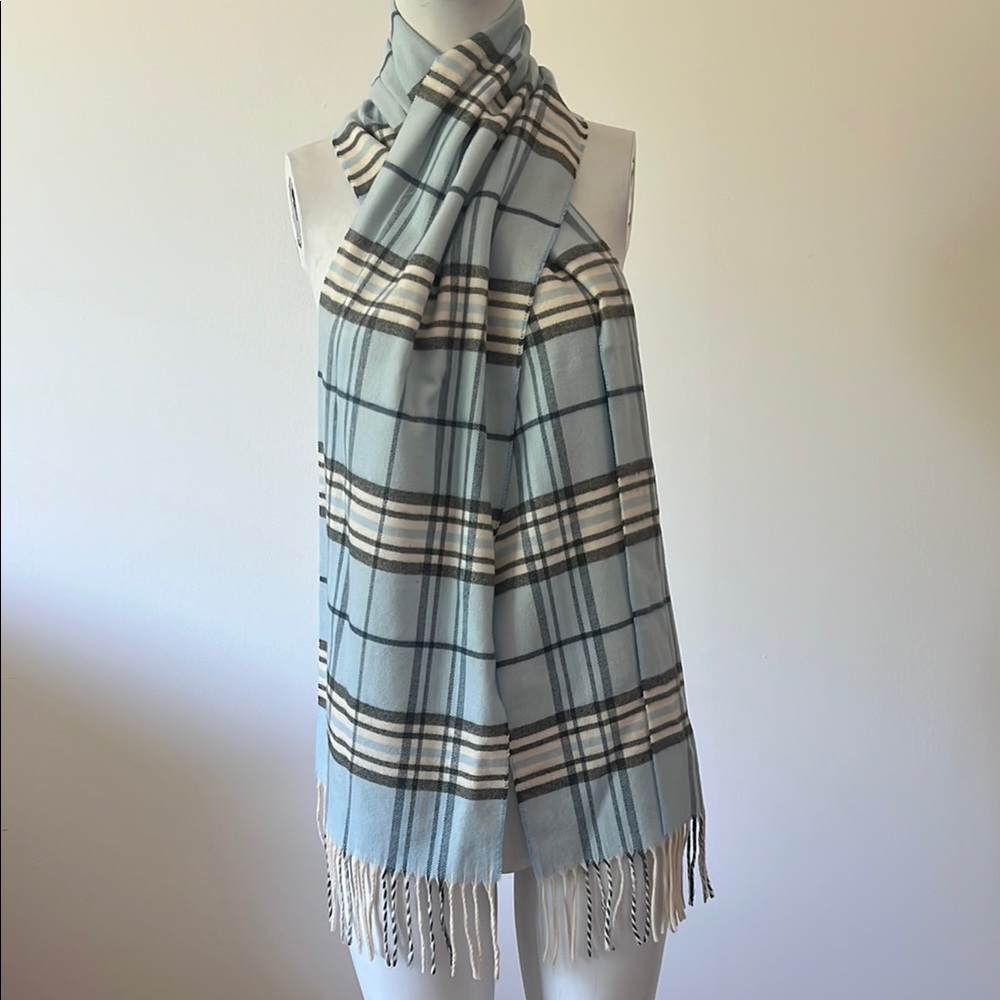 Cashmink Plaid Blue and White Scarf